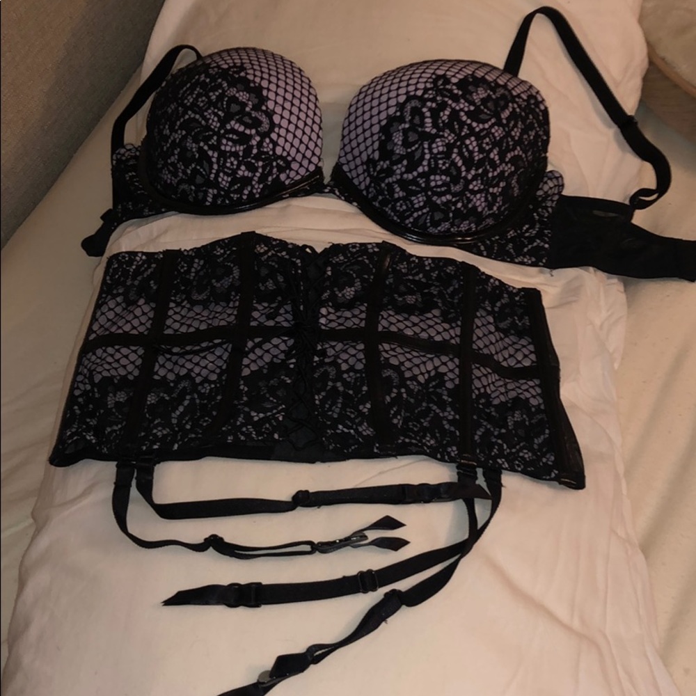 VS lingerie set